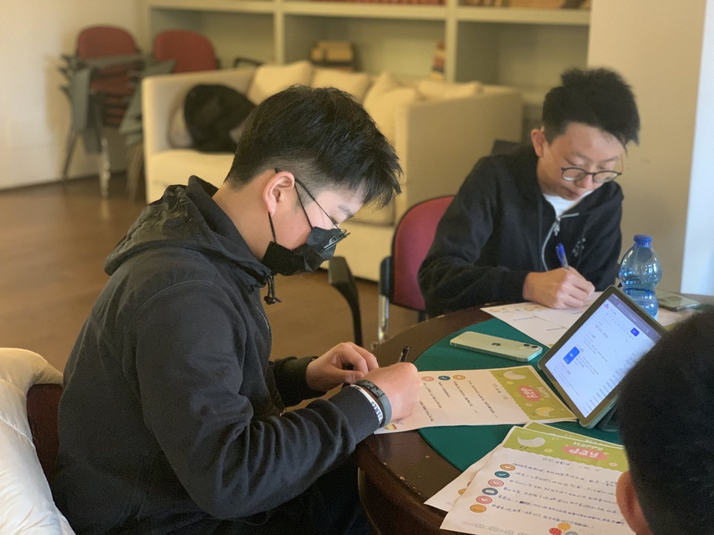 迪途教育老师带领学员完成项目反馈